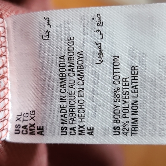 Club Room 1/4 zip pull-over long sleeve shirt.  Warm, cozy.  XL - Picture 4 of 5